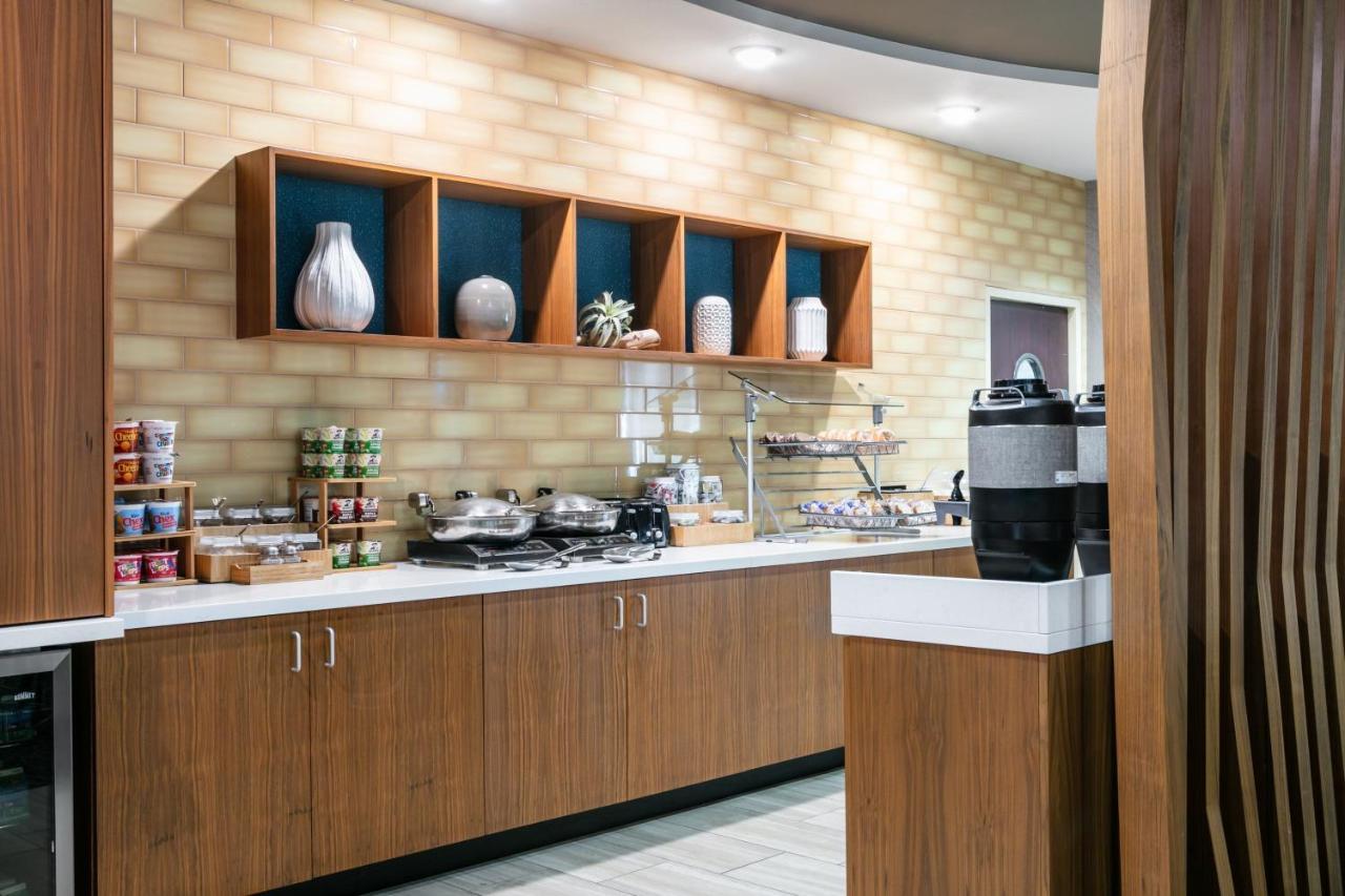 Springhill Suites By Marriott Cheyenne Exterior photo